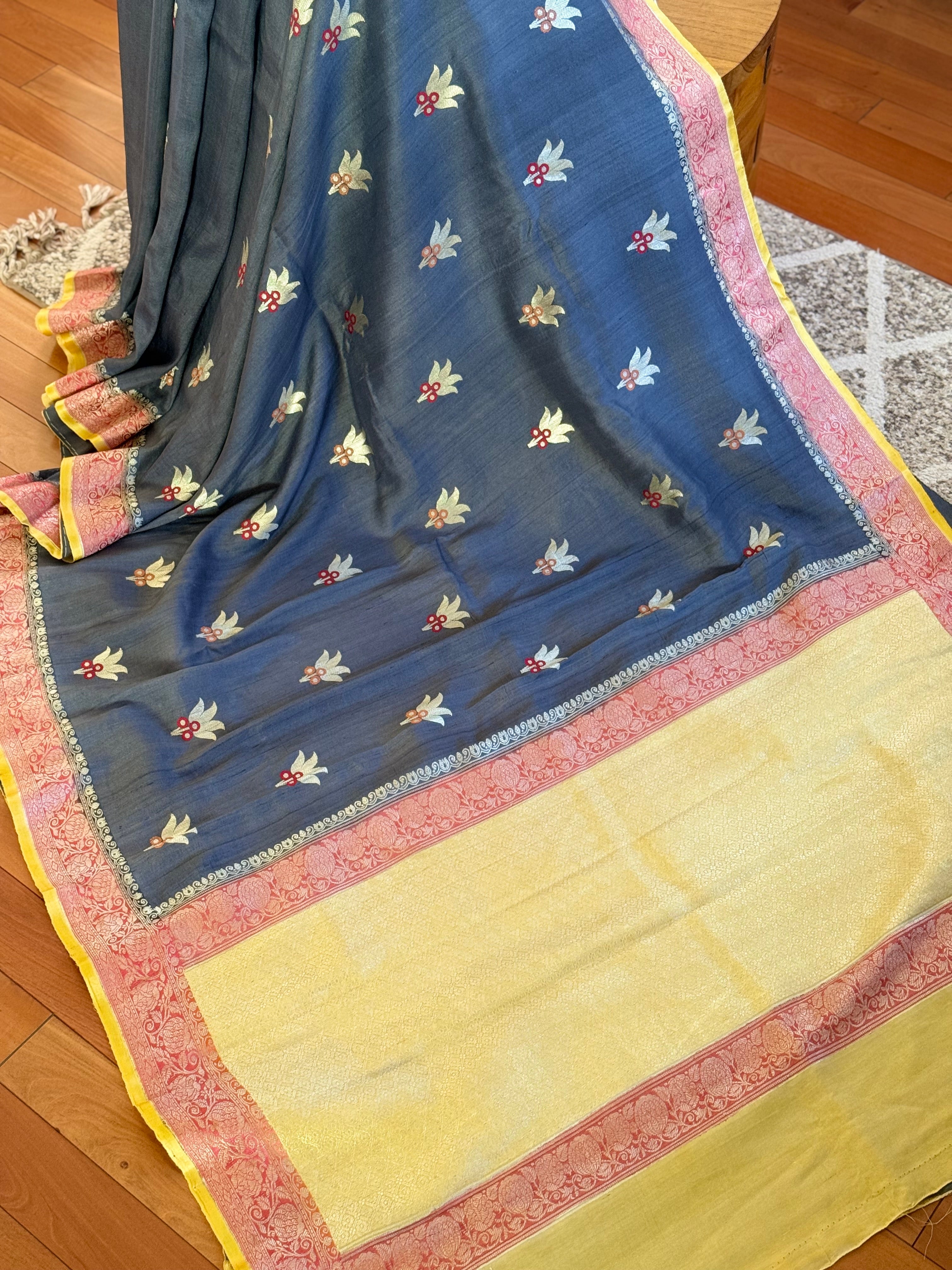 Pure tussar georgette benaresi with meenakari buttas